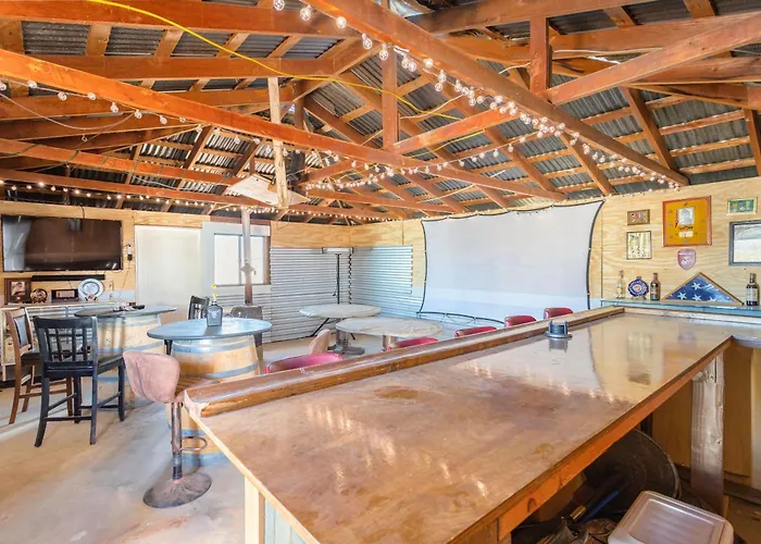 Silver Spur Homestead Luxury Glamping -The Miner