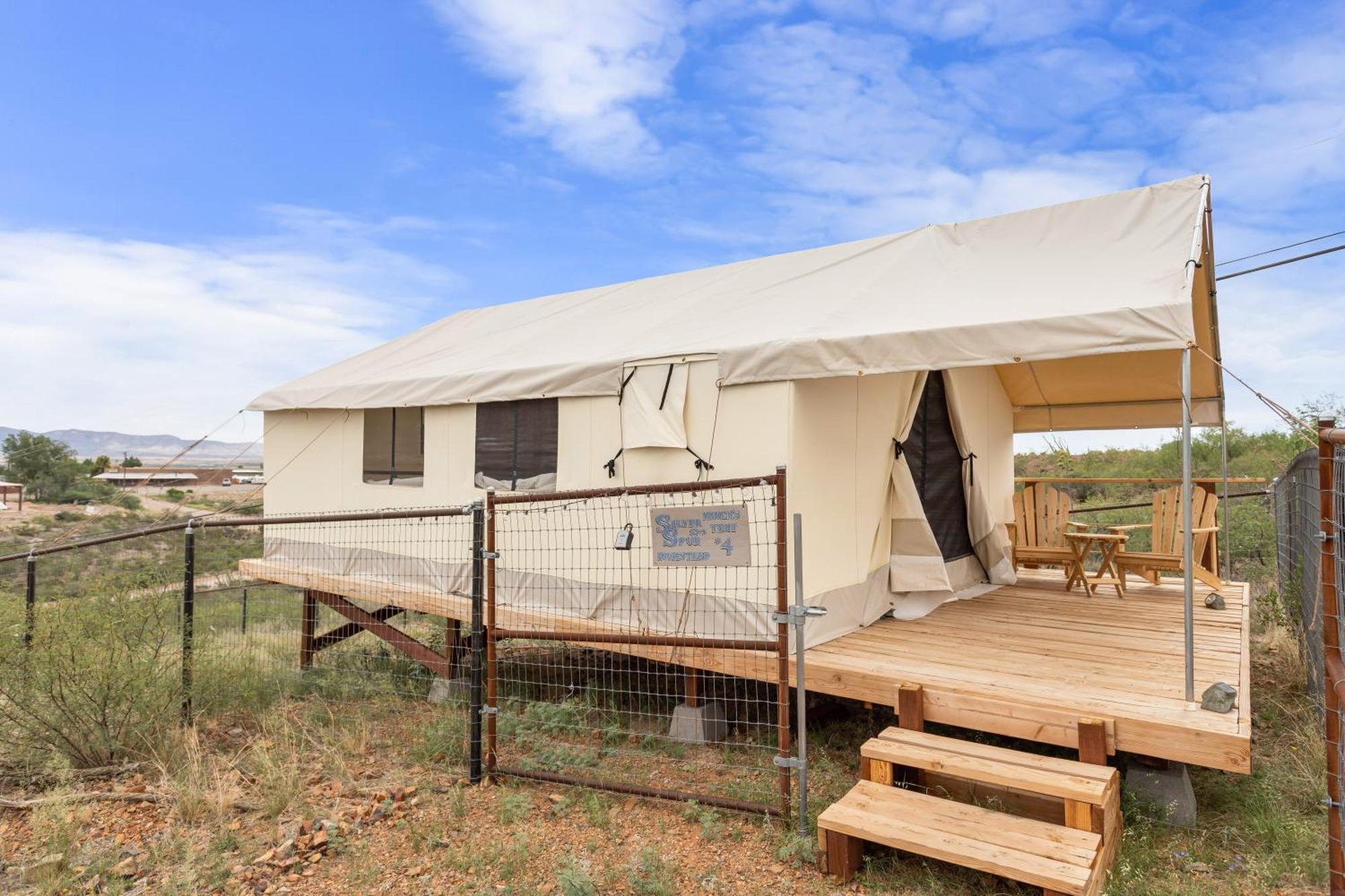 Silver Spur Homestead Luxury Glamping -the Miner Luxury tent